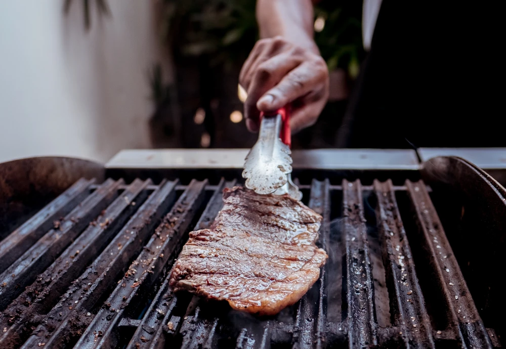 barbecue grill and smoker combo